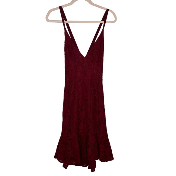 Lulus Love Like You Mean It Wine Red Backless Lace Midi
Dress NWT - Picture 5 of 16